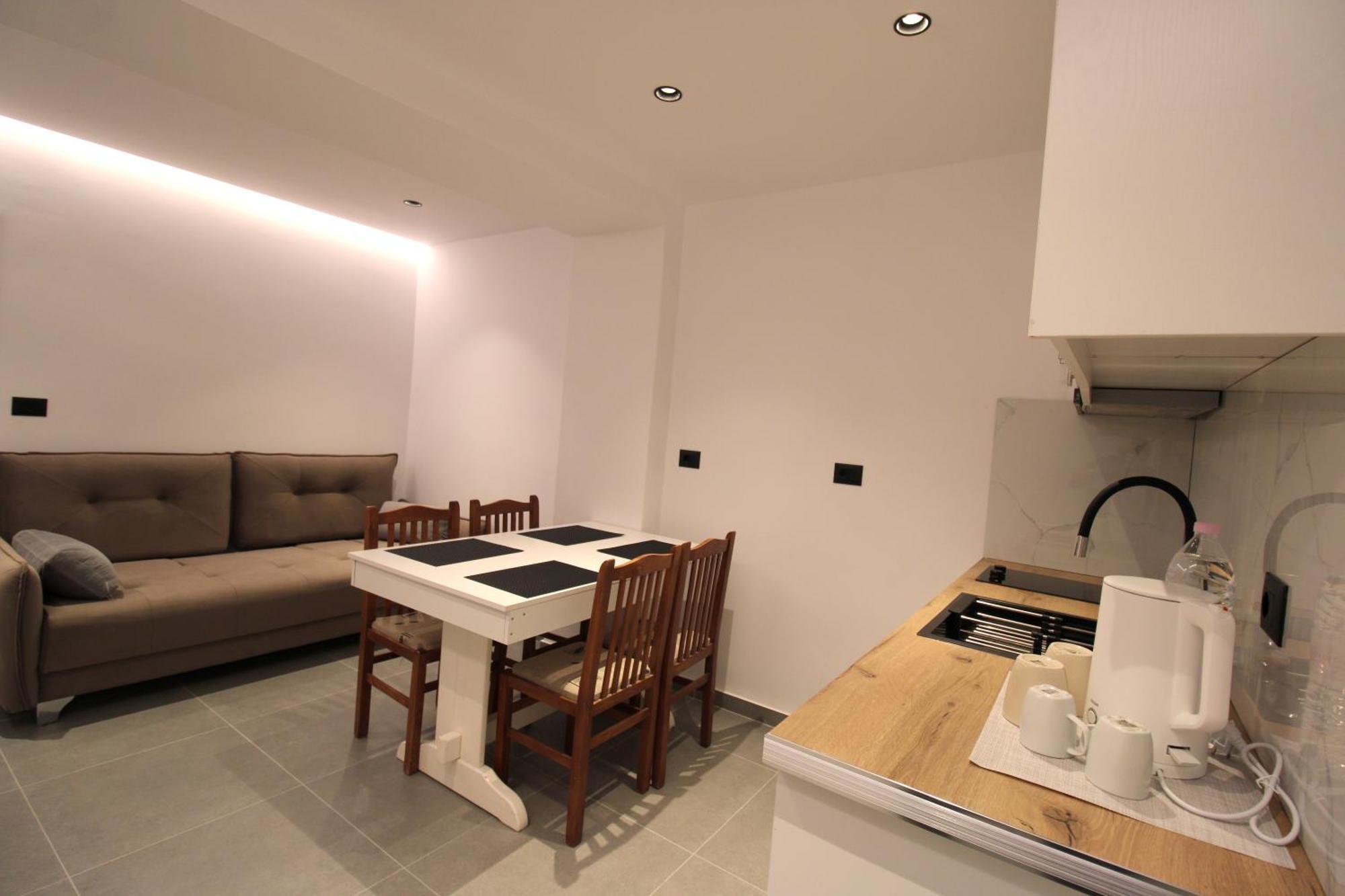 Melina'S Seaside Retreat Aparthotel Ксамил Екстериор снимка