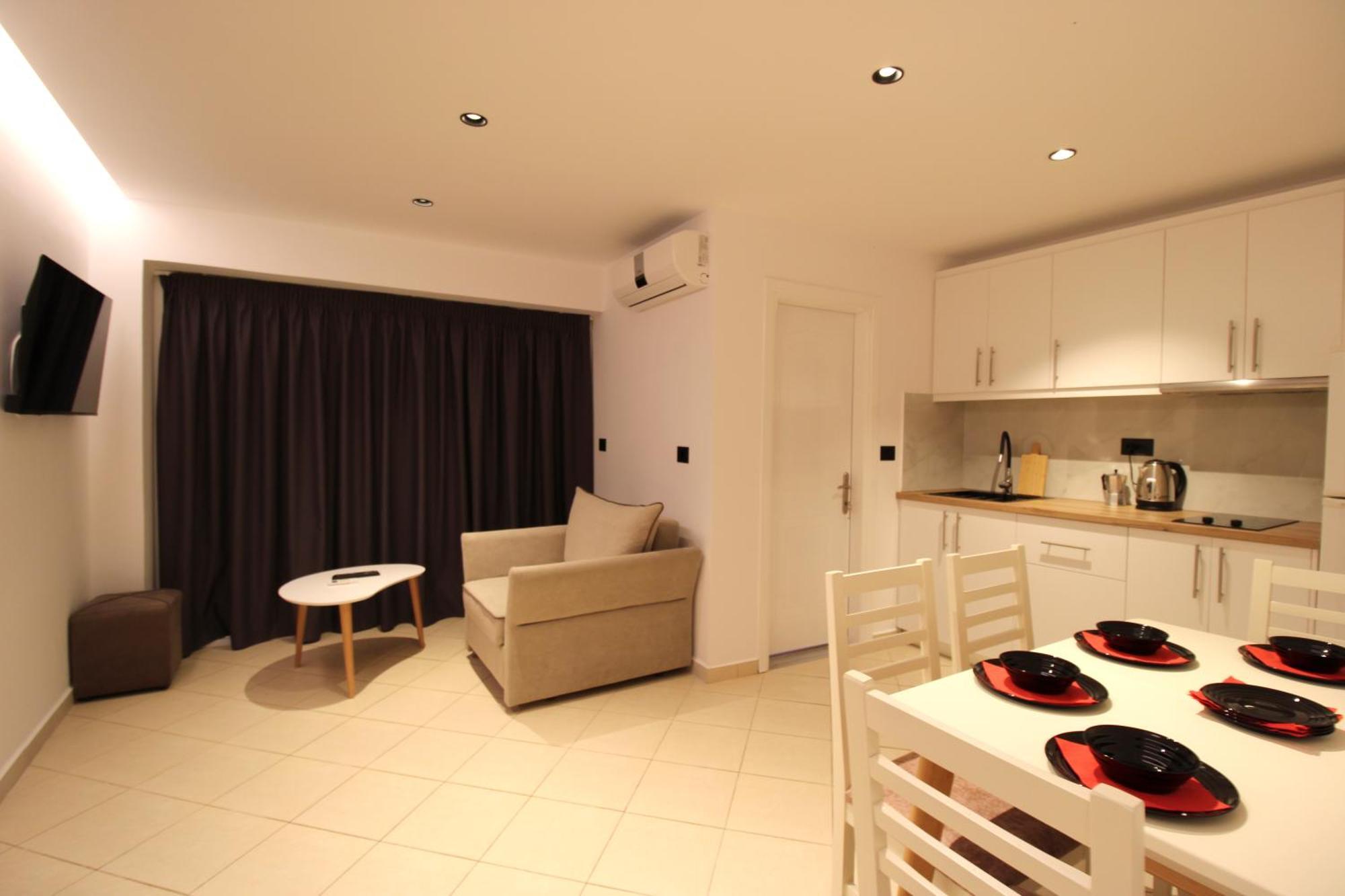 Melina'S Seaside Retreat Aparthotel Ксамил Екстериор снимка
