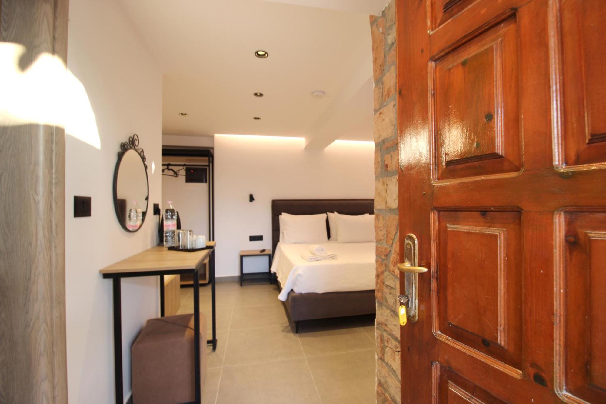 Melina'S Seaside Retreat Aparthotel Ксамил Екстериор снимка