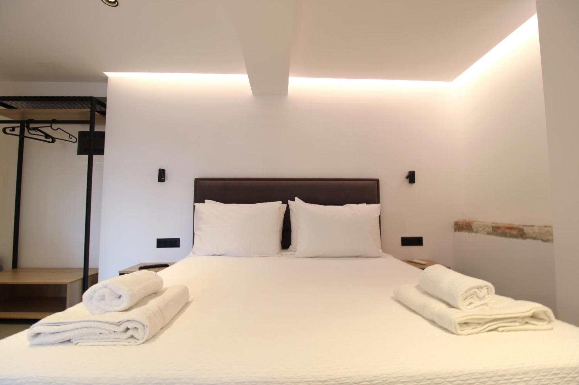 Melina'S Seaside Retreat Aparthotel Ксамил Екстериор снимка
